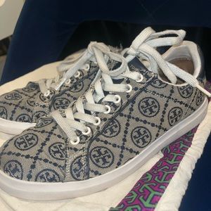 Tory Burch Sneakers